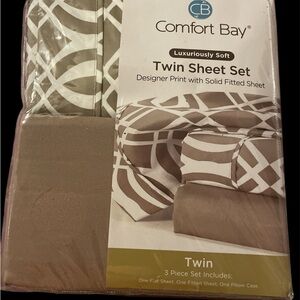 Comfort Bay Luxurious Twin Sheet Set - Brown and White